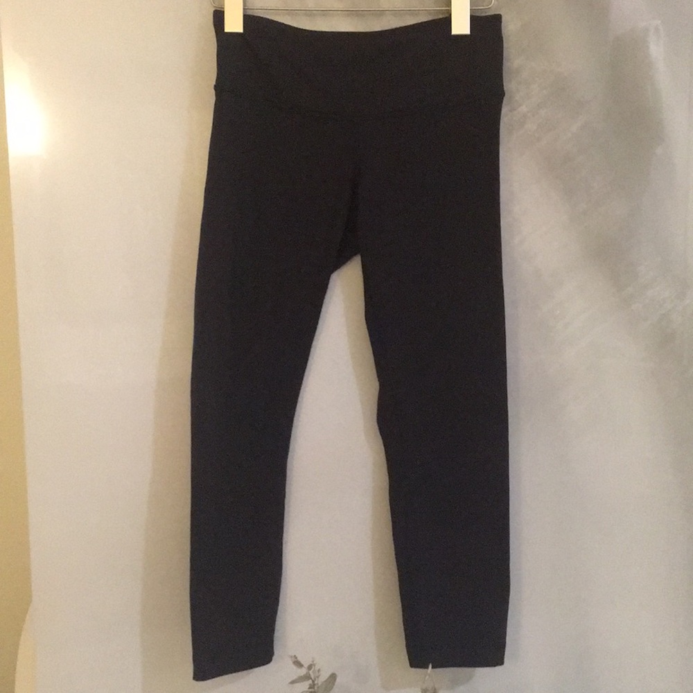 Lululemon wonder under crop pants